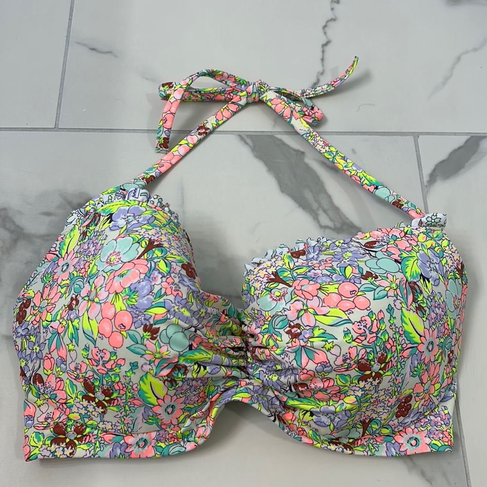 Victoria’s Secret Bikini Top